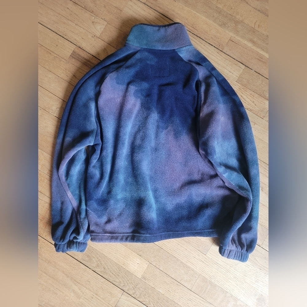 Hollister Space Galaxy Fleece Quarter Zip Pullover with cinchable Waist - Picture 3 of 7